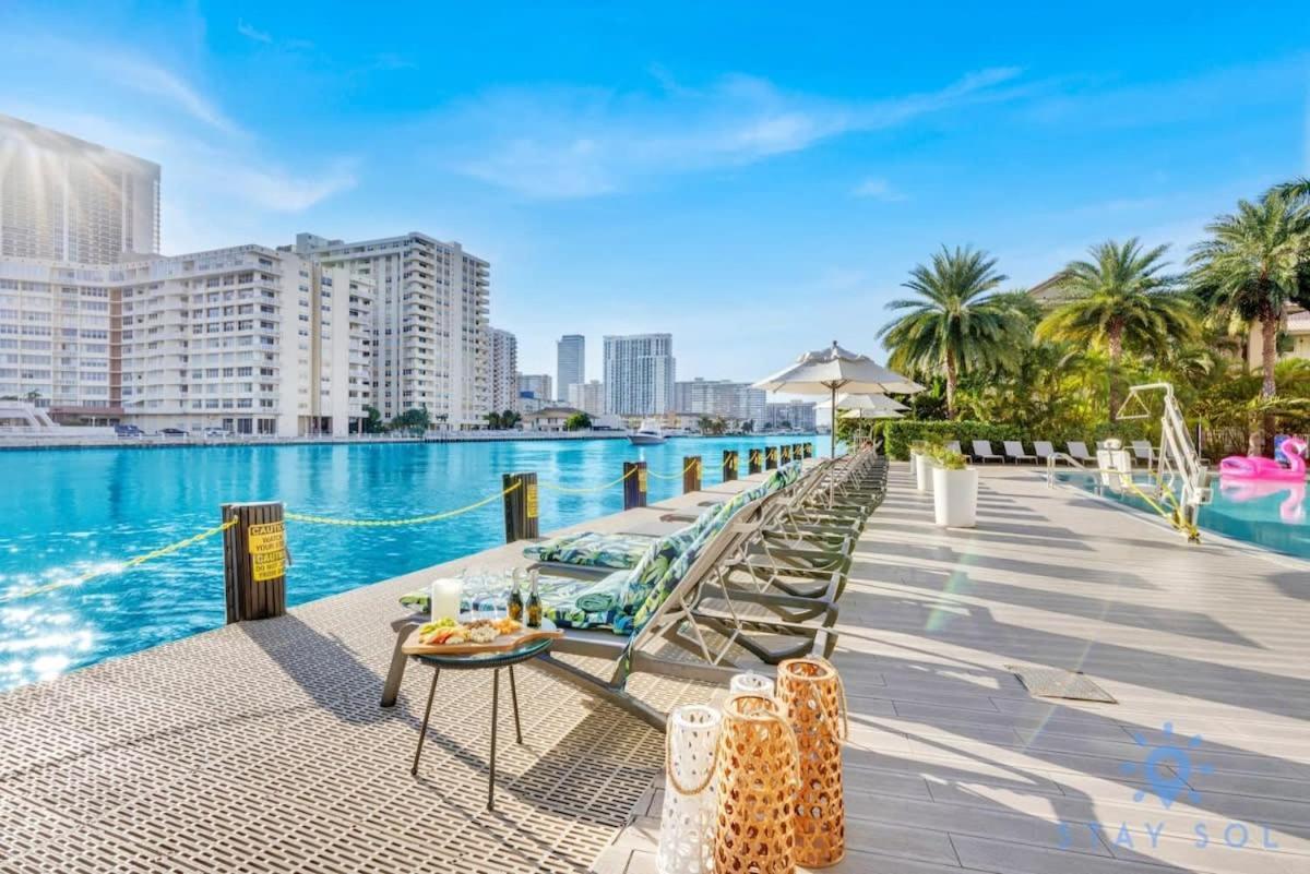 Balcony - Pool - Near Beach - Gym ハランデール・ビーチ エクステリア 写真