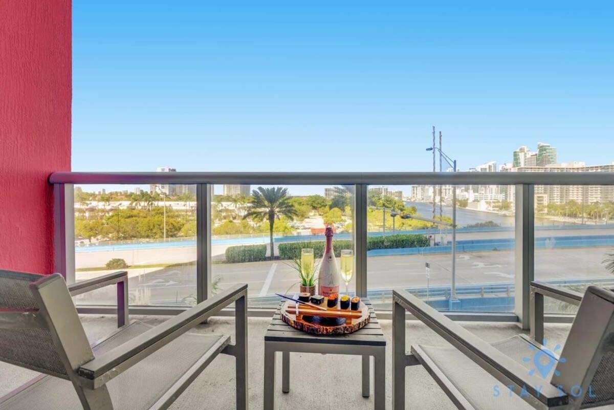 Balcony - Pool - Near Beach - Gym ハランデール・ビーチ エクステリア 写真